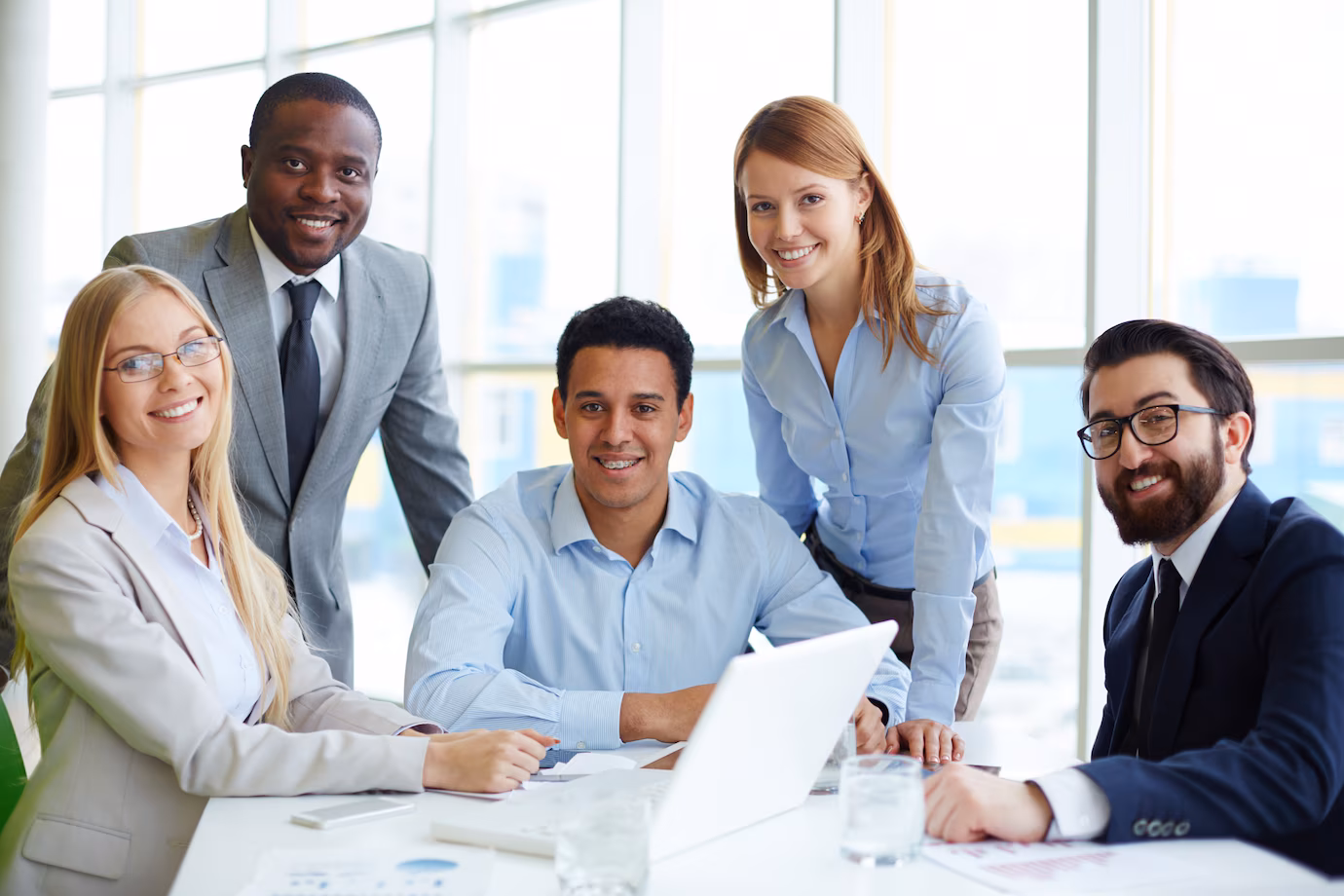 Notre équipe de professionnels, pour la plupart issue du secteur bancaire et de l'écosystème entrepreneurial, met à votre disposition ses expertises et son professionnalisme.